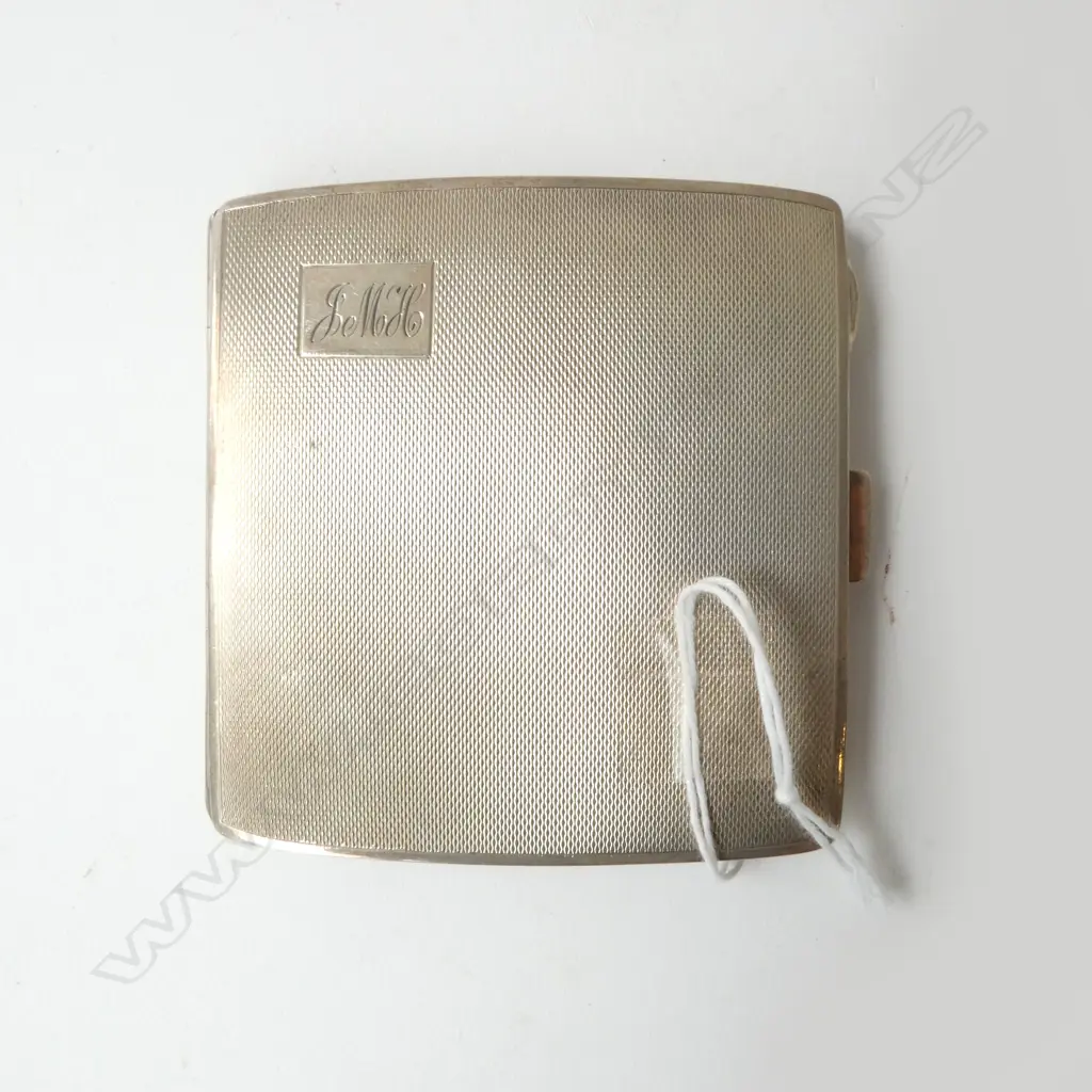 London 1935 SILVER CIGARETTE CASE fine machine engraving 89gms Image 1++