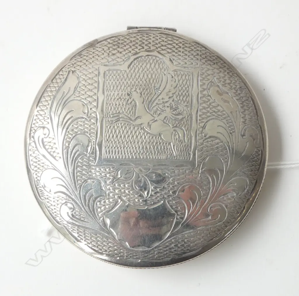 CONTINENTAL .833 STG SILVER PEGASUS ENGRAVED POWDER COMPACT, D.75MM Image 1++