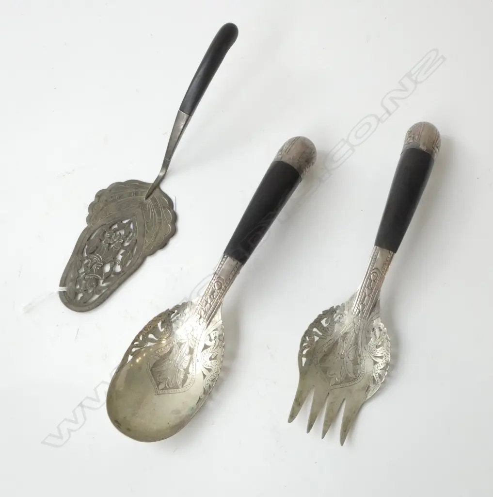 3 PCES MALAYSIAN KELANTAN SILVER; PR SALAD SERVERS + CAKE SLICE Image 1++