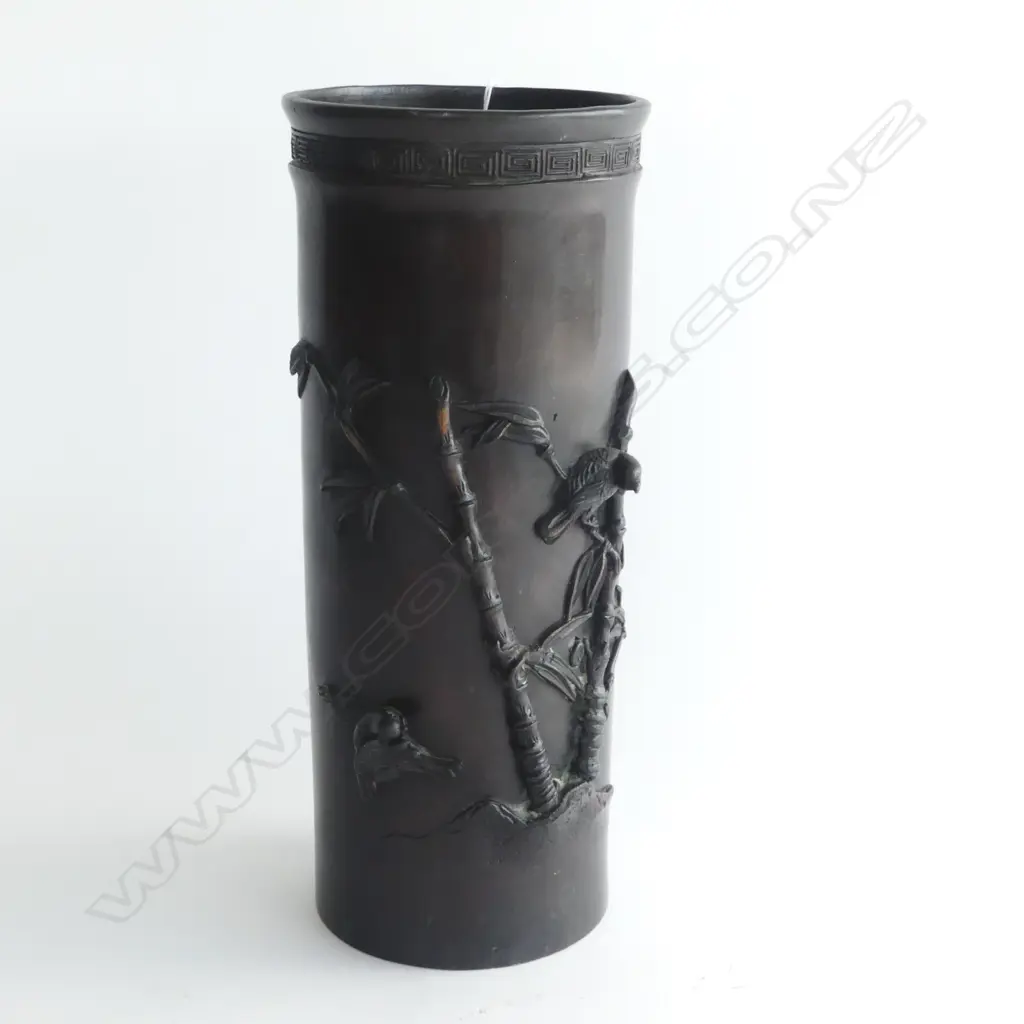 JAPANESE BRONZE VASE BIRD & FOLIAGE DECORATION H270MM Image 1++