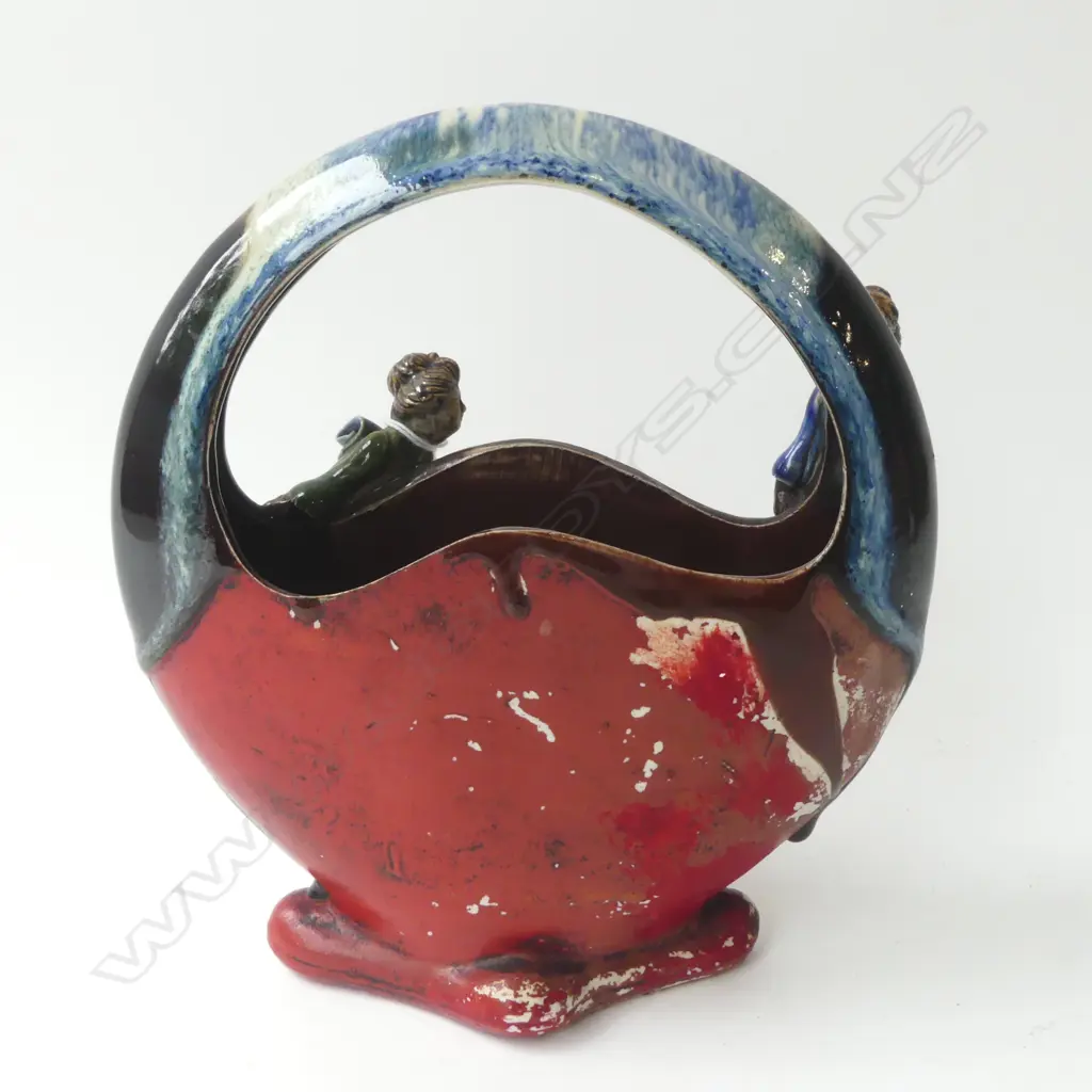 SUMIDA GAWA JAPANESE early 20thC moon shaped basket vase. 2 Geisha in relief. H.200mm. Image 1++