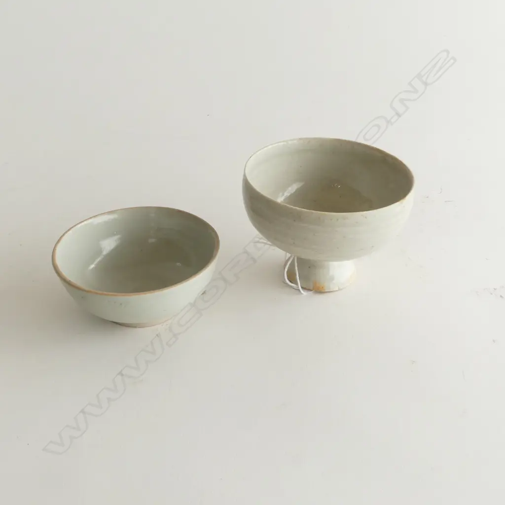 2 ORIENTAL DISHES, stem cup & small bowl 75mm dia Image 1++
