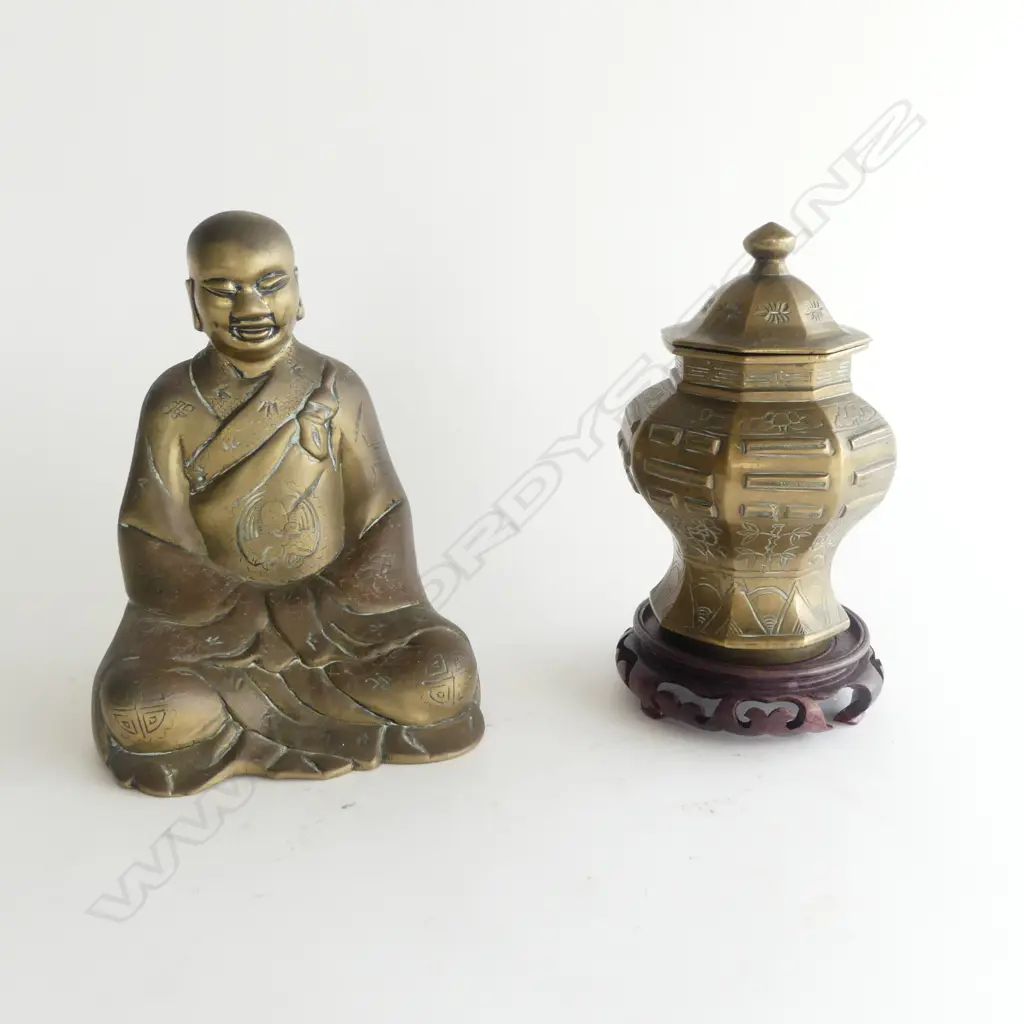 BRASS BUDDHA H220MM & CHINESE BRASS LIDDED JAR ON STAND H220MM Image 1++