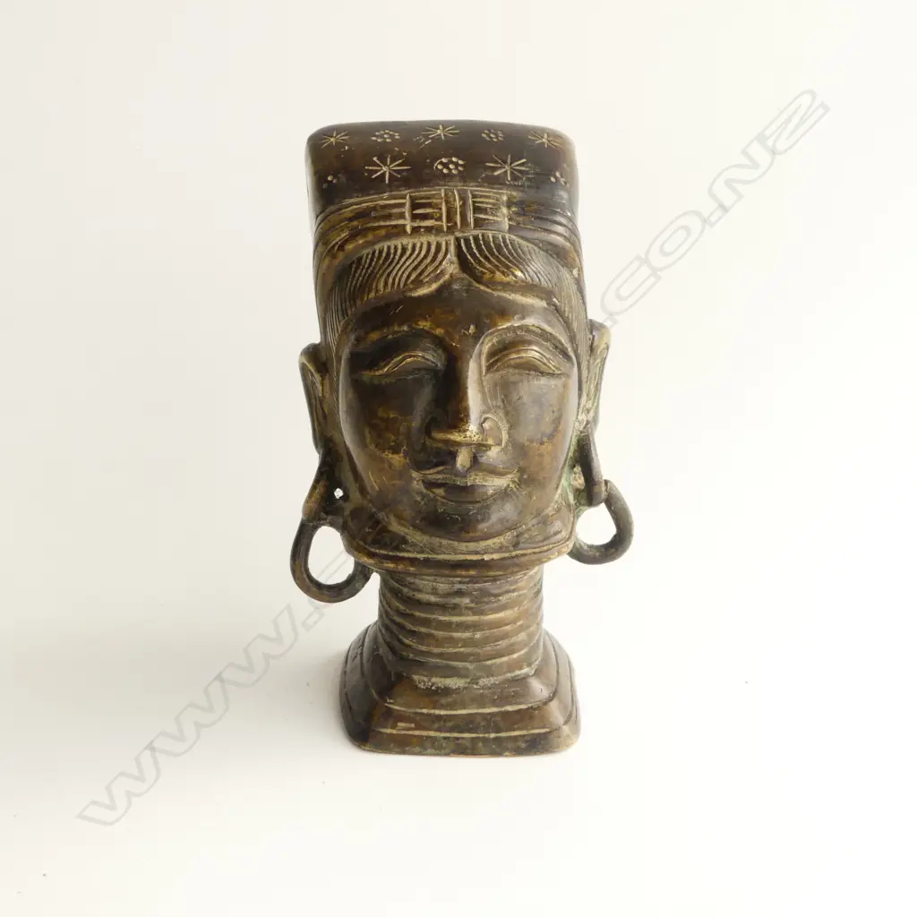 OLD TRIBAL BRONZE BUST OF A WOMAN rings to her neck. Lge loop earrings. Probably 19thC. H.110mm Image 1++