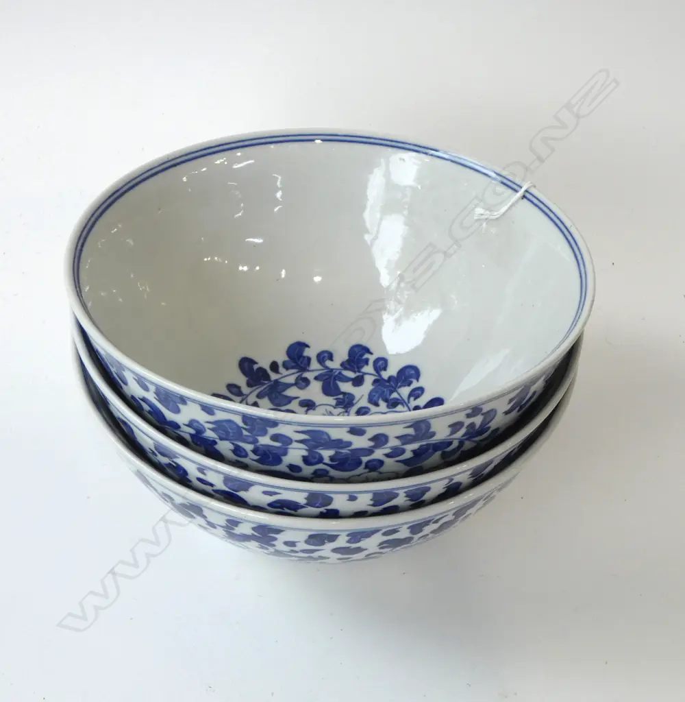 3 BW BOWLS Dia.180mm Image 1++