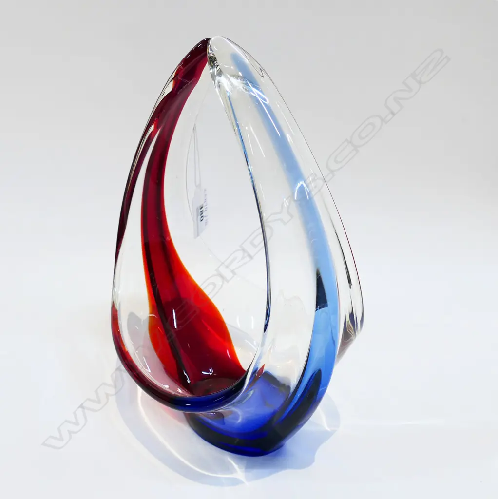 ART GLASS BASKET H.240mm Image 1++