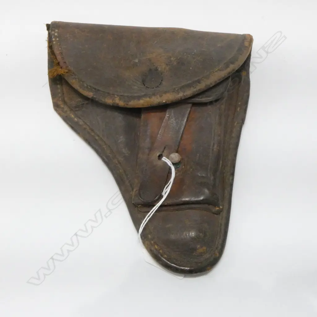 WWII CZECHOSLAVAKIAN CZ 24 CZ 27 LEATHER PISTOL HOLSTER missing strap to main flap Image 1++