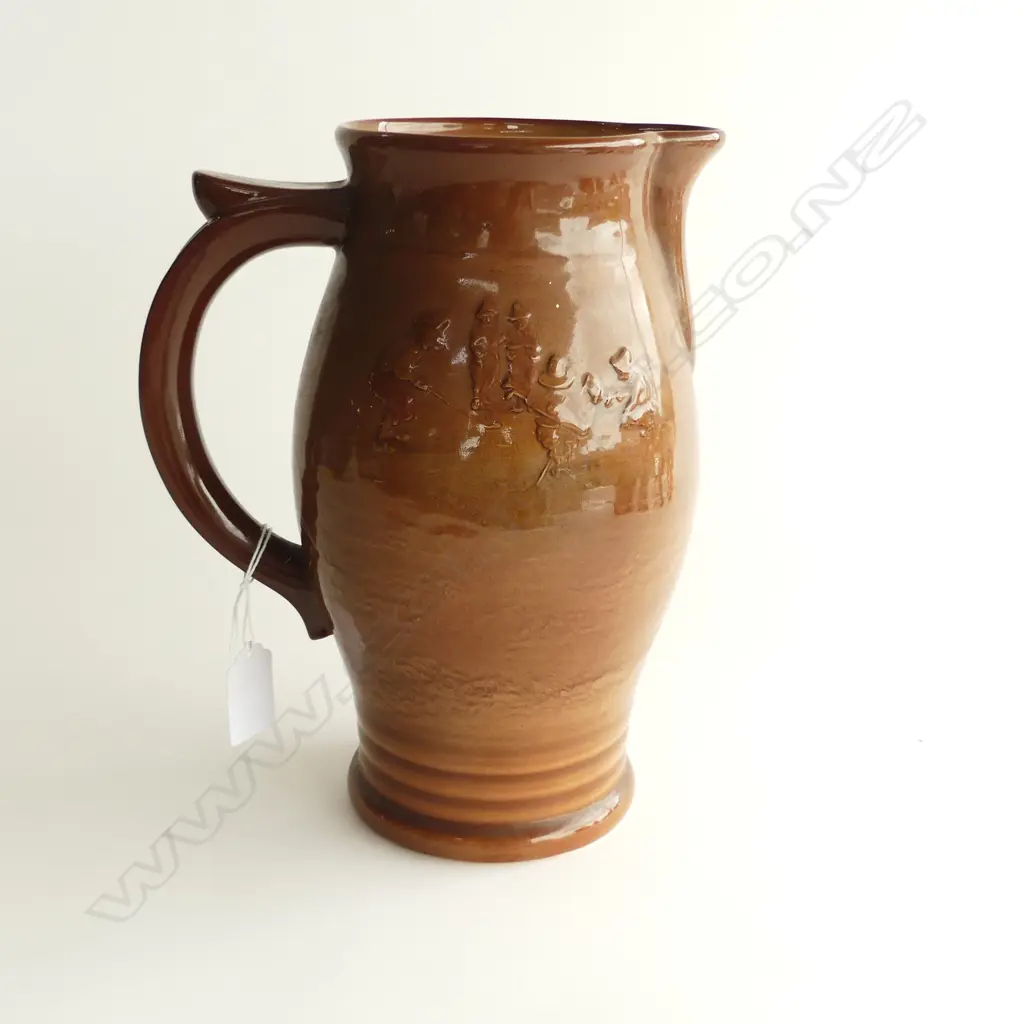 (A) ROYAL DOULTON GOLFING JUG H.240mm Image 1++
