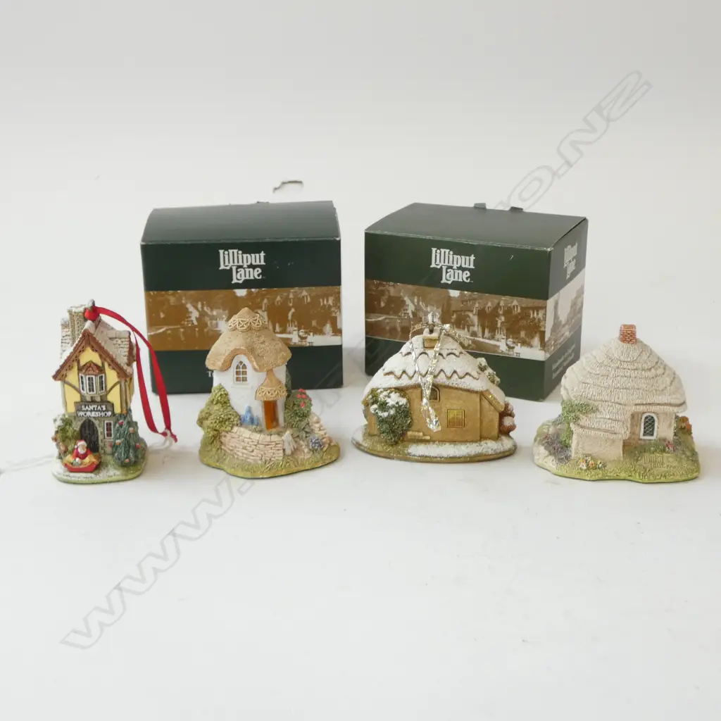 4 LILLIPUT LANE; 2 AS XMAS DECORATIONS w. BOX H.75mm Image 1++