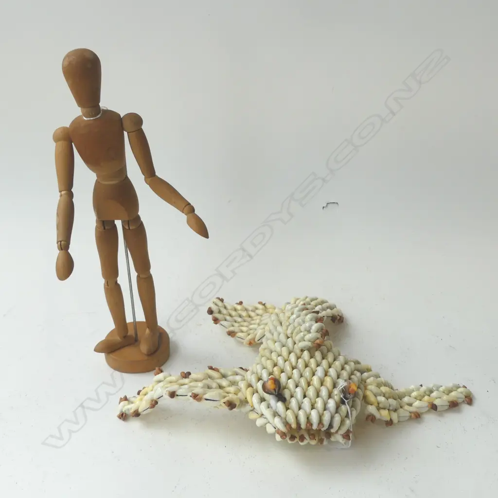 MULTIPLE SHELL FISH SCULPTURE + ARTIST'S SMALL WOODEN ARTICULATED MODEL H.325mm Image 1++