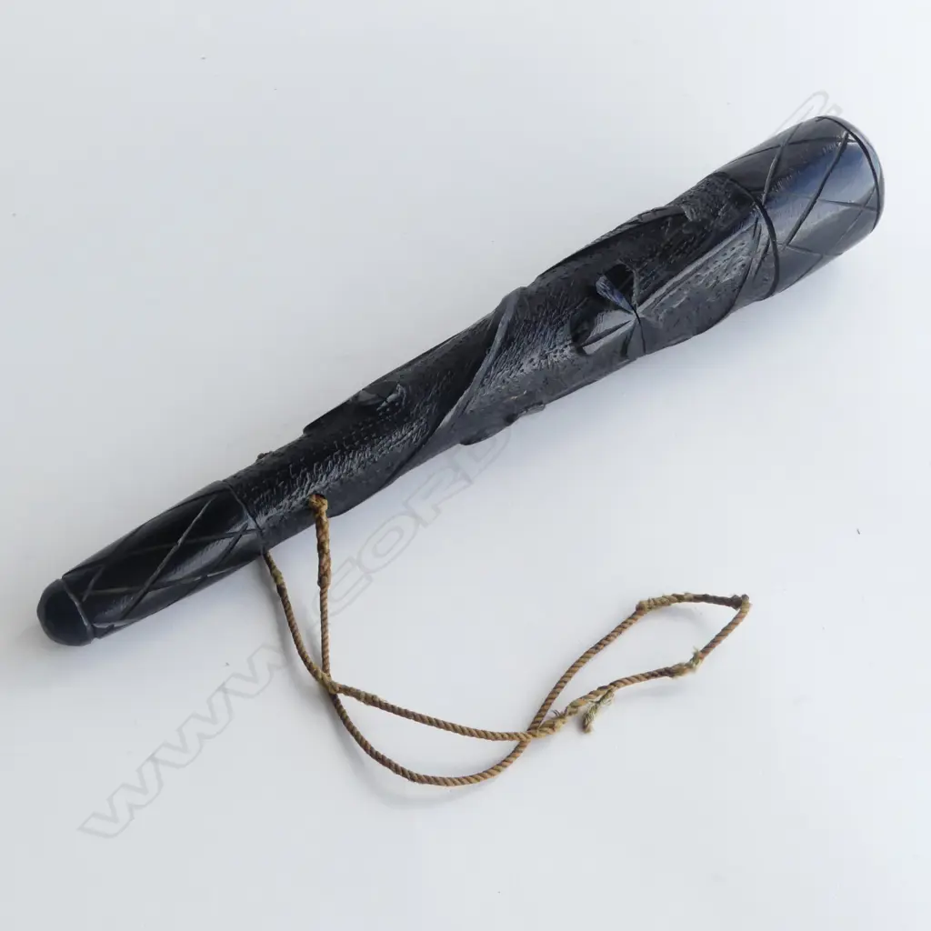 VINTAGE IRISH OAK BOG OAK SHALALIE (truncheon) carved with shamrock L.330mm Image 1++