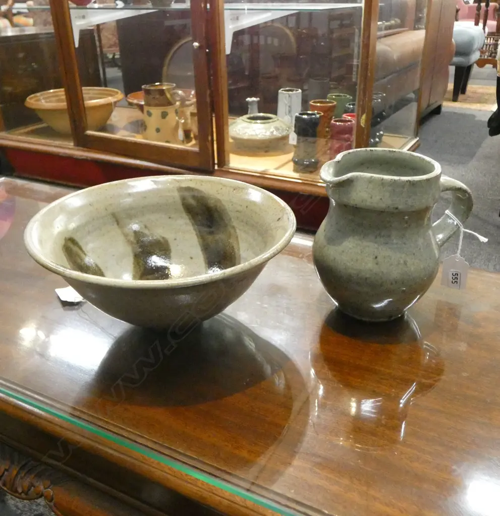 NZ POTTERY STONEWARE BOWL WITH BRUSH DECORATION DIA 220mm & JUG H.140mm Image 1++