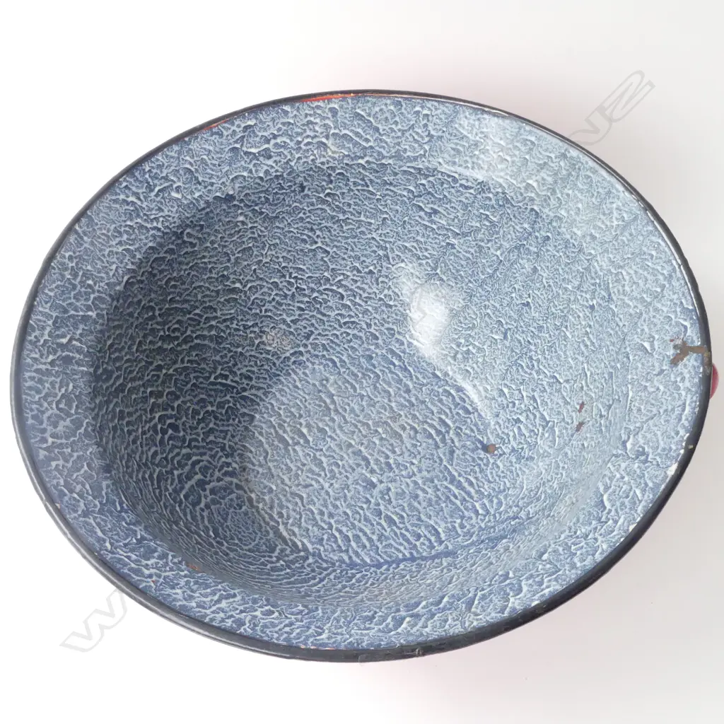 LARGE 1940’S EUROPEAN RED ENAMEL HARVEST BOWL ‘BONYHAD’’, D.475MM Image 1++