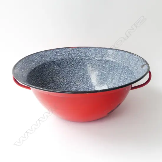 LARGE 1940’S EUROPEAN RED ENAMEL HARVEST BOWL ‘BONYHAD’’, D.475MM