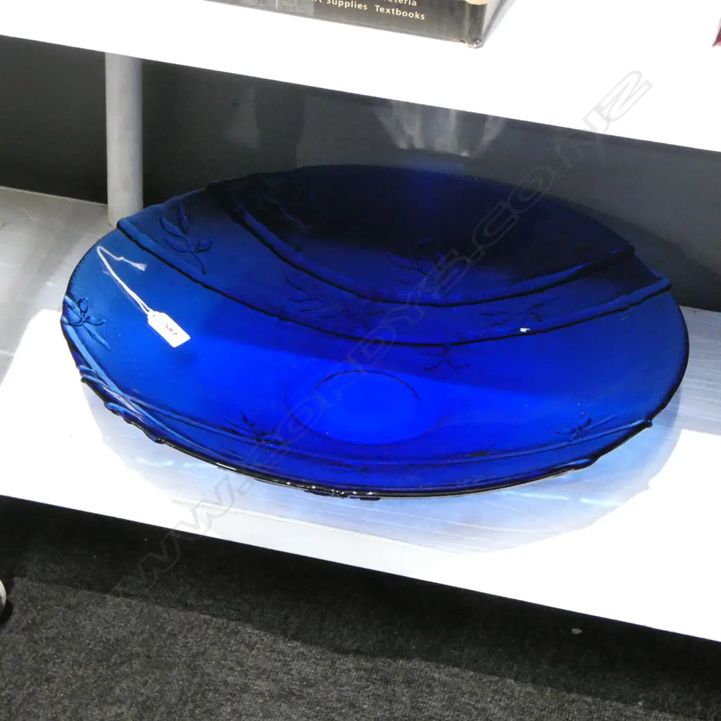 LG BLUE GLASS BOWL 490mm dia Image 1++