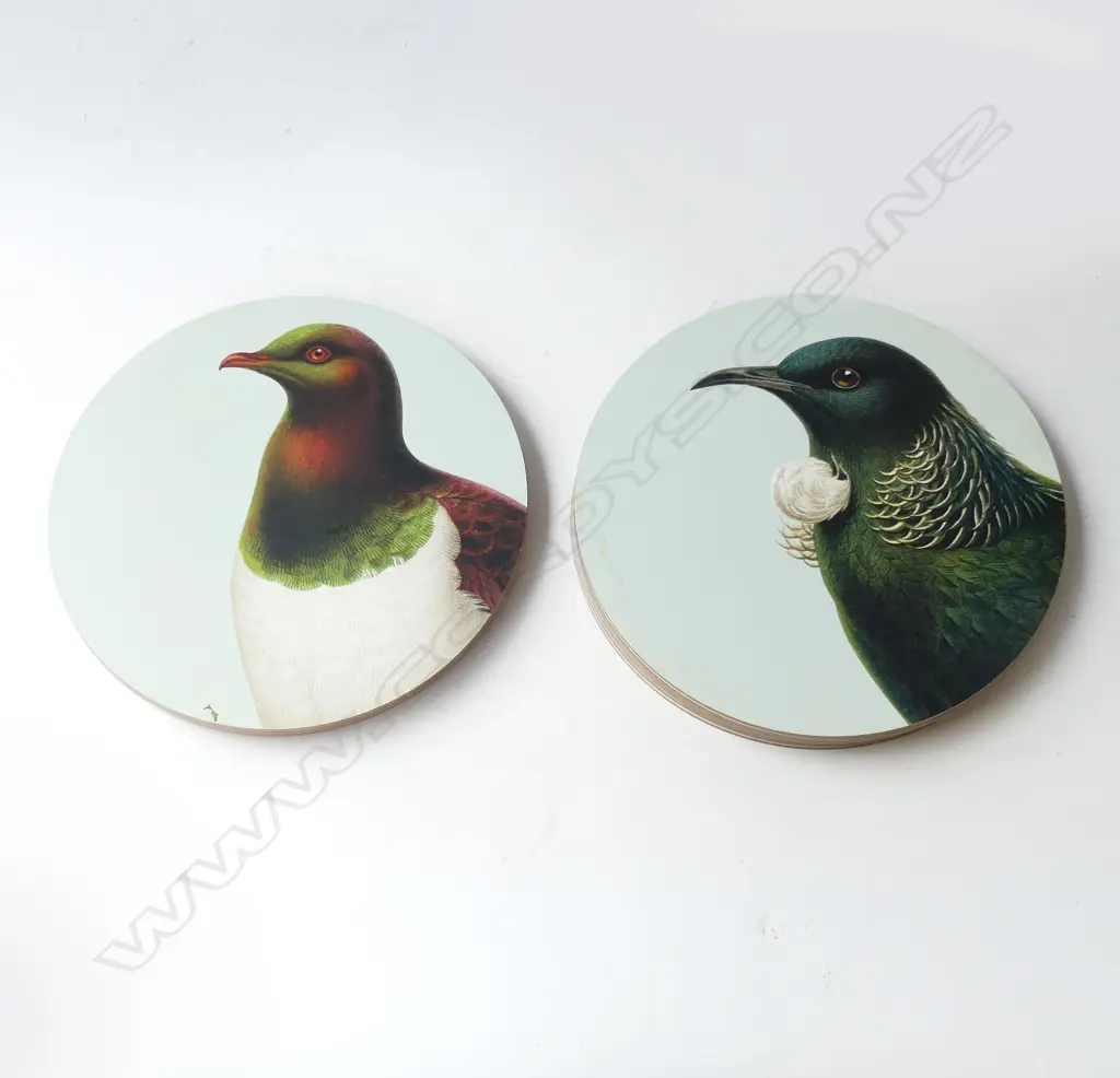 14 TUI / KERURU PLACE MATS 290mm dia Image 1++