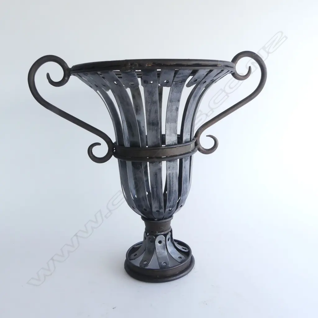 LG METAL URN VASE H.375mm Image 1++