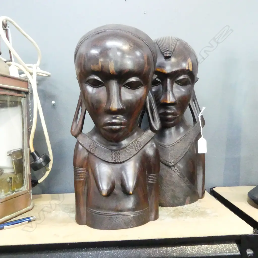 PR HEAVY CARVED WOODEN AFRICAN BUSTS H.390mm Image 1++