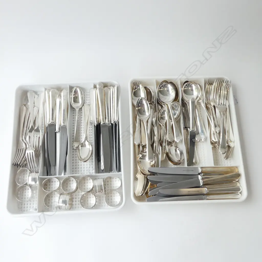 WALKER & HALL ST. JAMES PATTERN SILVER PLATE CUTLERY Image 1++