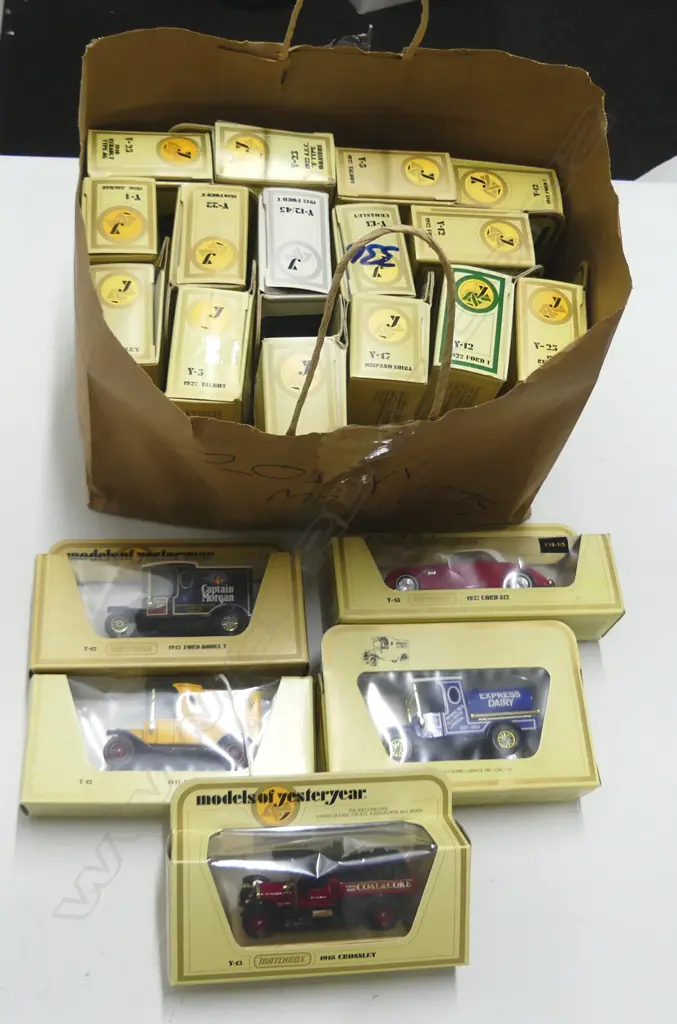 20 BOXED MATCHBOX MODELS OF YESTERYEAR Image 1++