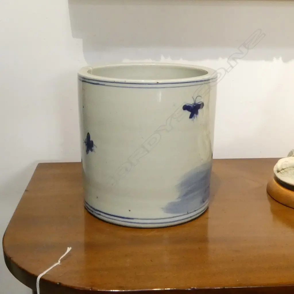 LG ORIENTAL B/W JARDINERE H.210, 205mm dia Image 1++