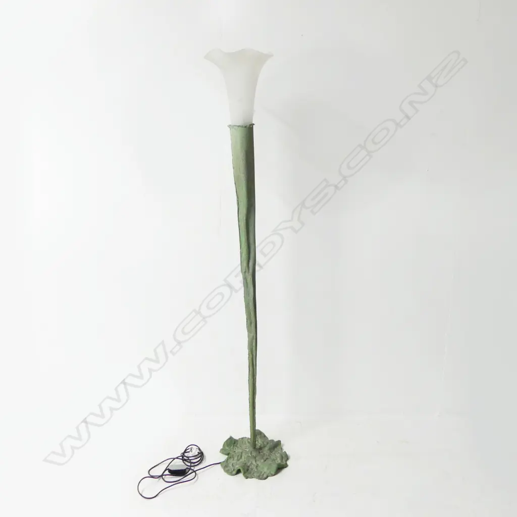 CONTEMPORARY FLOOR LAMP (GLASS SHADE AF) H.1800mm Image 1++