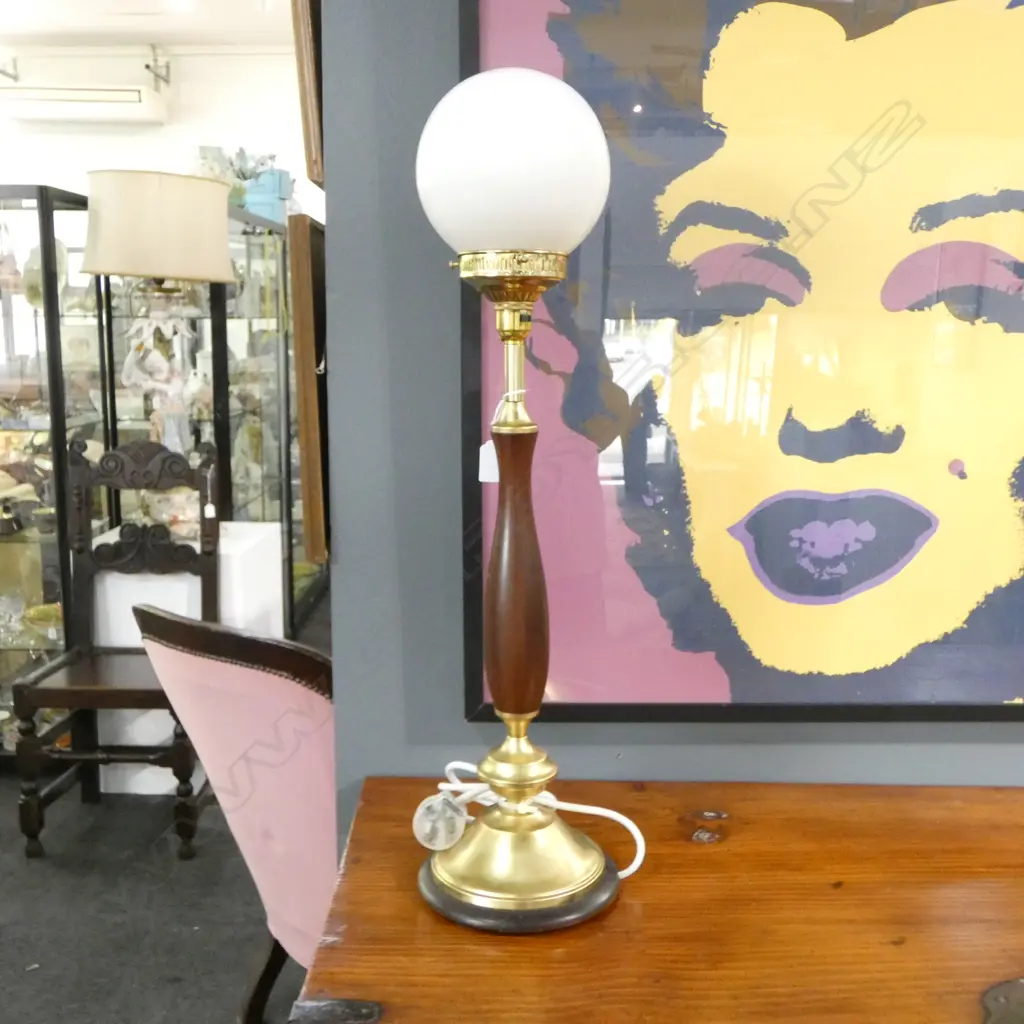 VINTAGE TABLE LAMP H. 670mm Image 1++