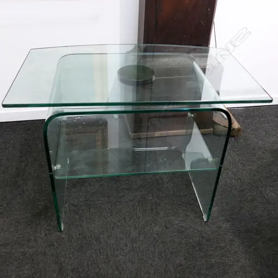 MODERN BENT GLASS SIDE TABLE 600x440x550mm
