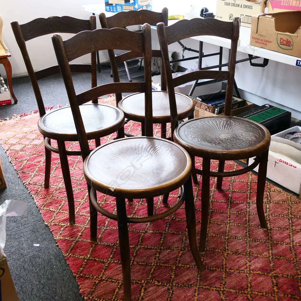 4 BENTWOOD DINING CHAIRS Image 1++