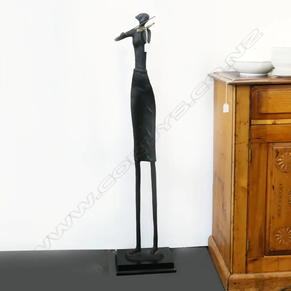 TALL METAL CAST ORNAMENT OF A VIOLINIST H.1170mm Image 1++