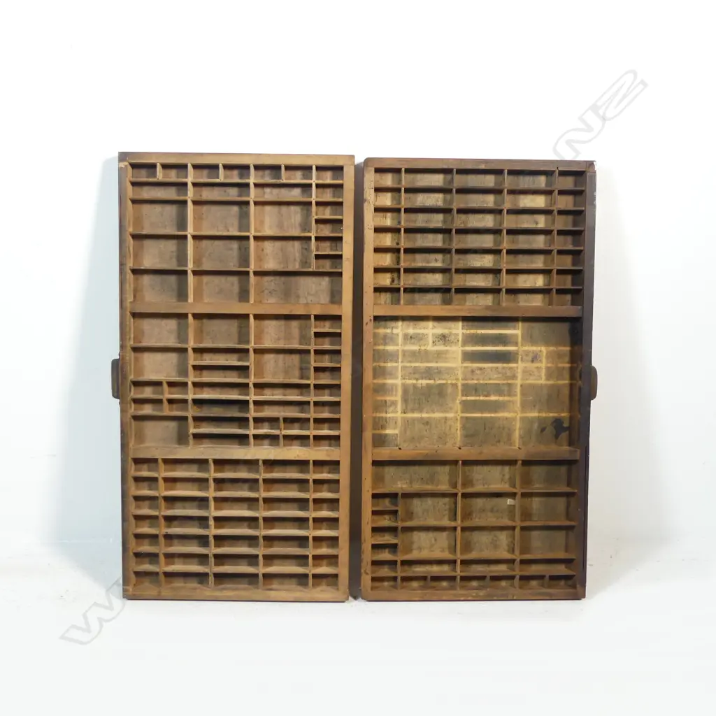 2 PRINTER TRAYS, 820 x 425mm Image 1++
