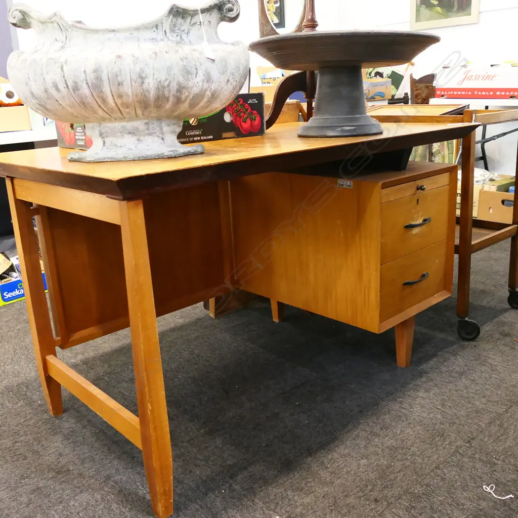 DESK, MARKS 1220x760x735mm Image 1++