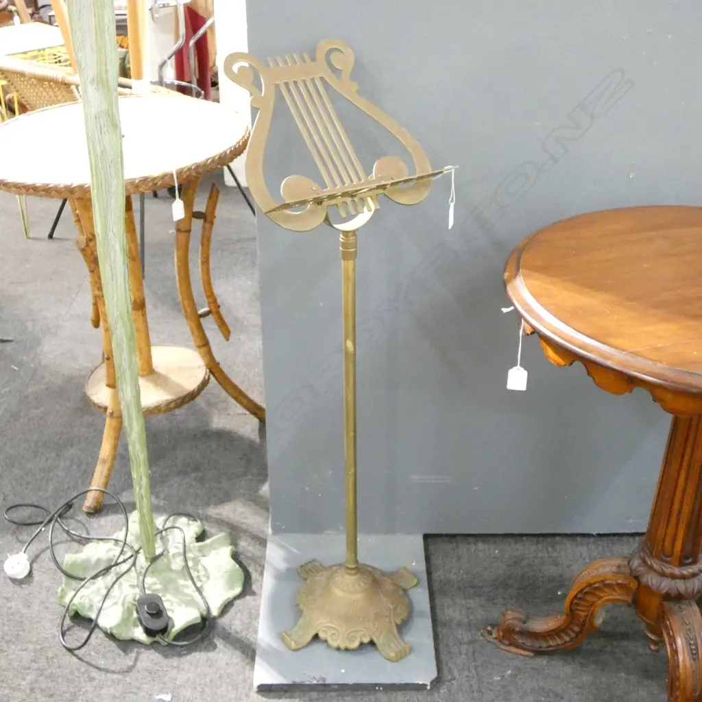 BRASS HARP MUSIC STAND H.950mm Image 1++
