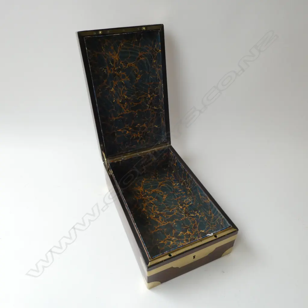 BRASS BOUND GENTLEMANS VALET BOX 200x320x130mm Image 1++