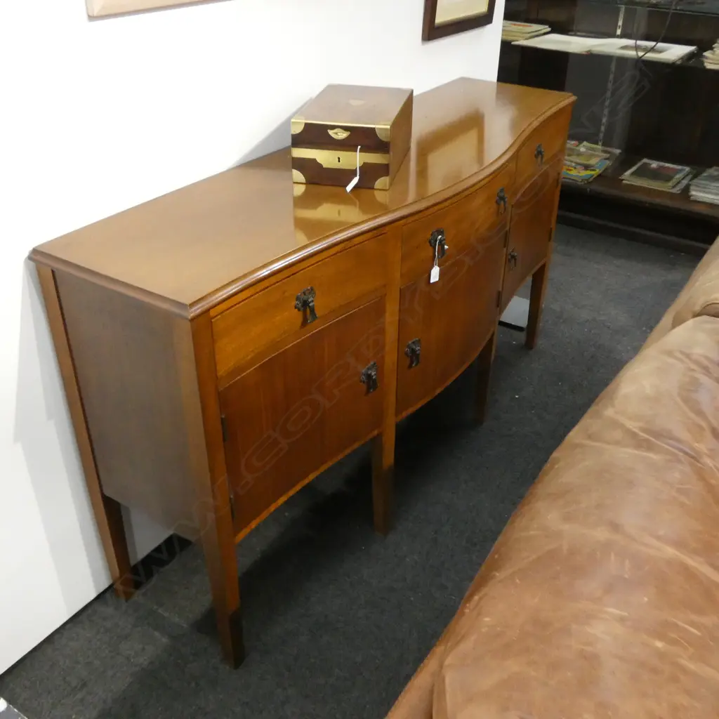 SERPENTINE SIDEBOARD 1640x460x870mm Image 1++