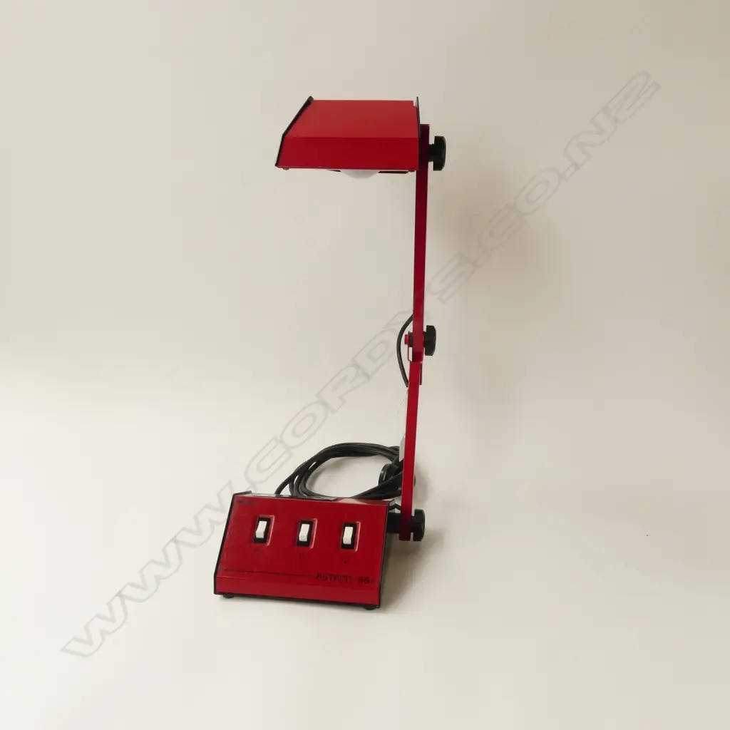 VINTAGE RED ASTRON 88 DESK LAMP; Made 1970's in Christchurch by Carlton, working condition, H.480mm Image 1++