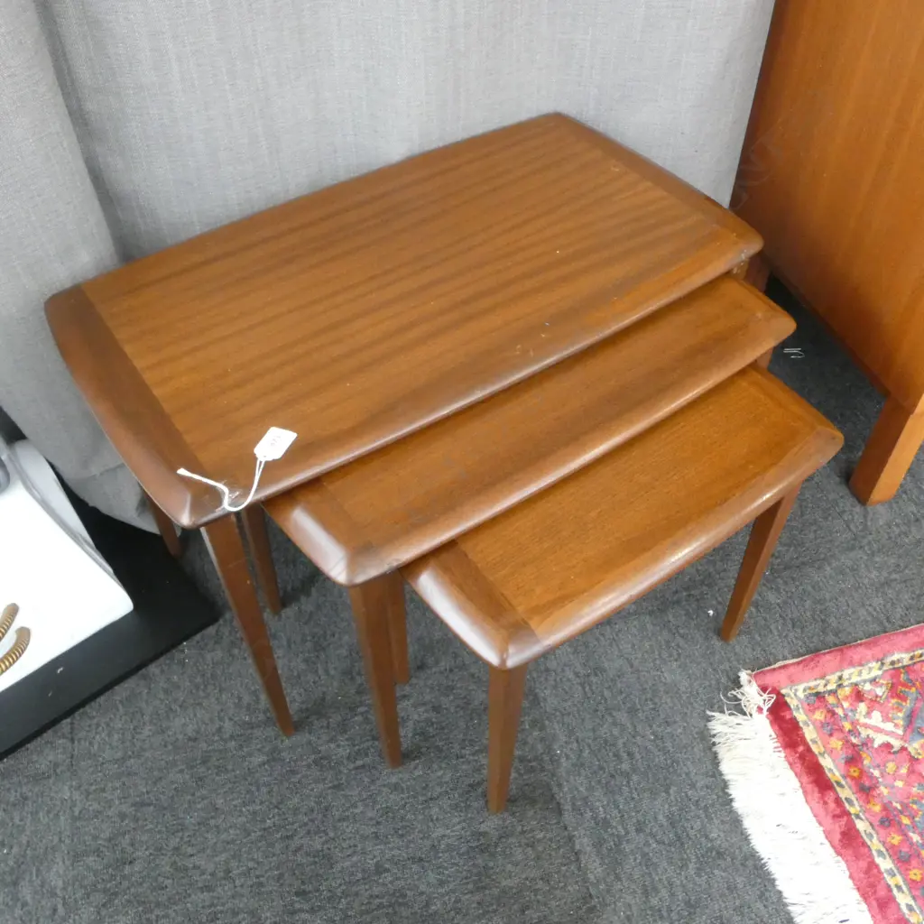 3 RETRO MAHOGANY NESTING TABLES 670x390x420mm Image 1++