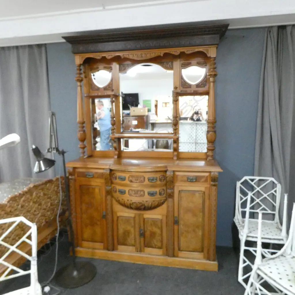 KAURI MIRROR BACK SIDEBOARD Image 1++