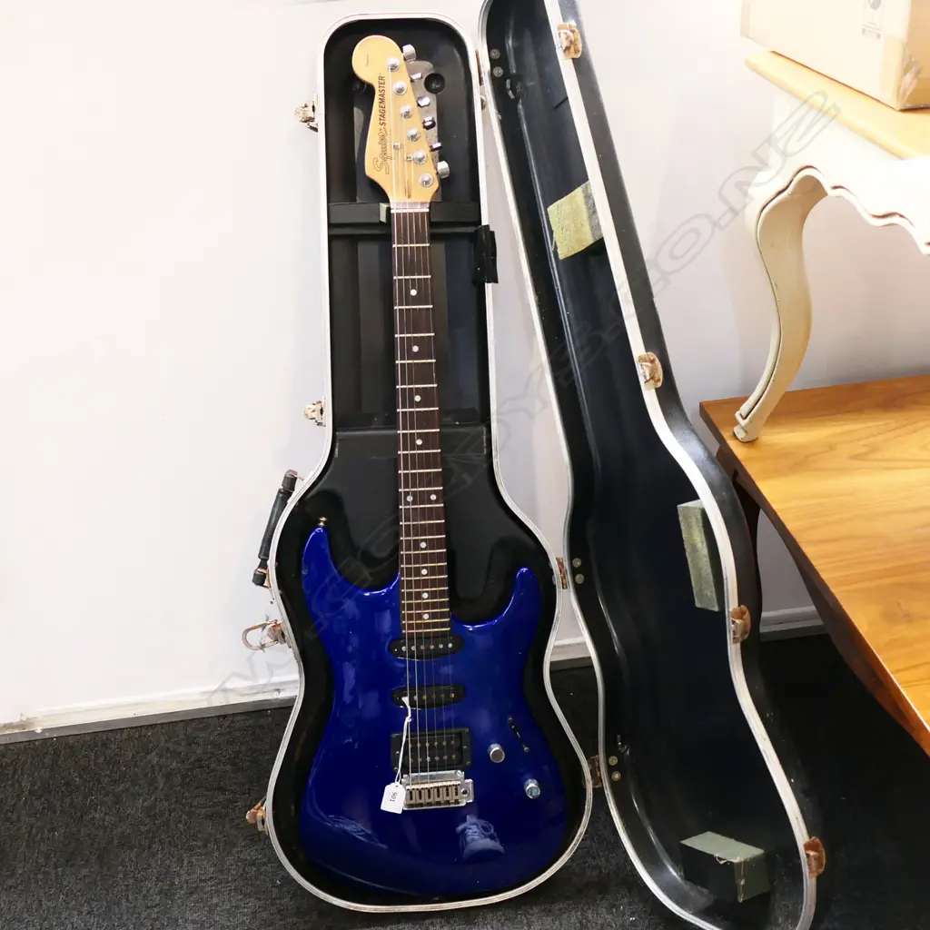 ELECTRIC GUITAR; SQUIRE STAGEMASTER, CASED Image 1++