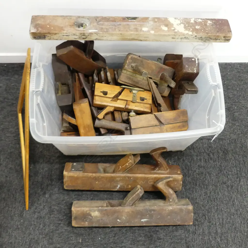 ASST. WOODEN PLANES ETC Image 1++