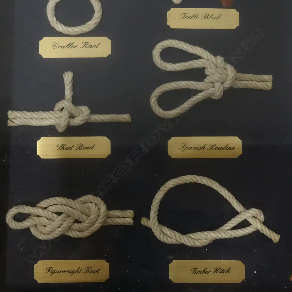 FRAMED MARINERS KNOT DISPLAY 400x600mm Image 1++