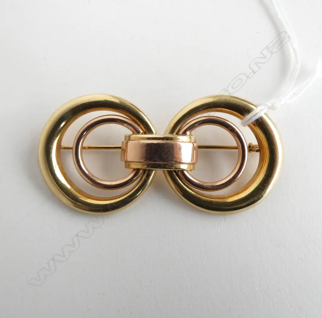 VINTAGE STYLISH GOLD BROOCH yellow & rose gold testing 14ct to 18ct. 9.7gms Image 1++