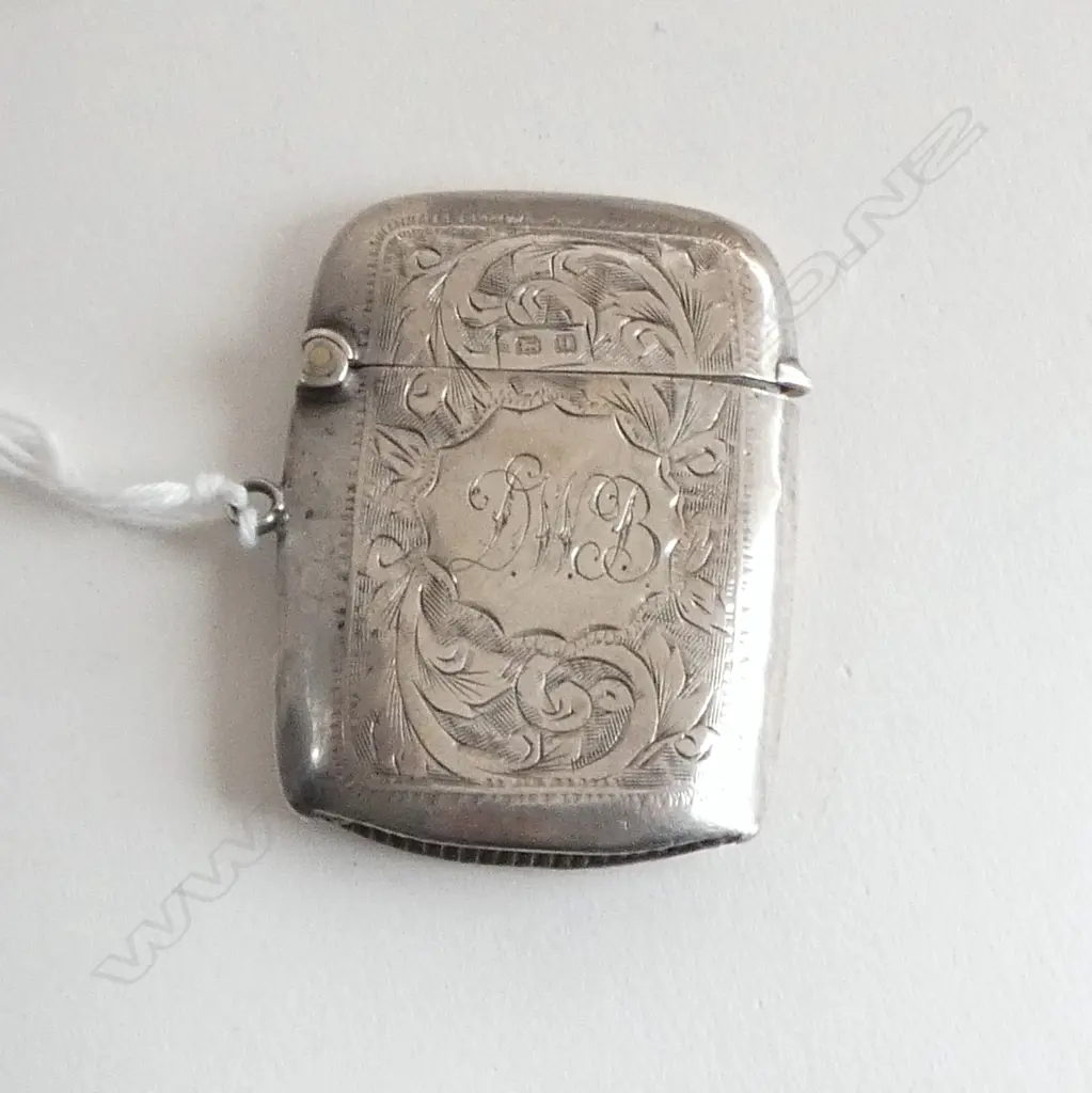SILVER ENGRAVED VESTA Birmingham 1919 some dents Image 1++
