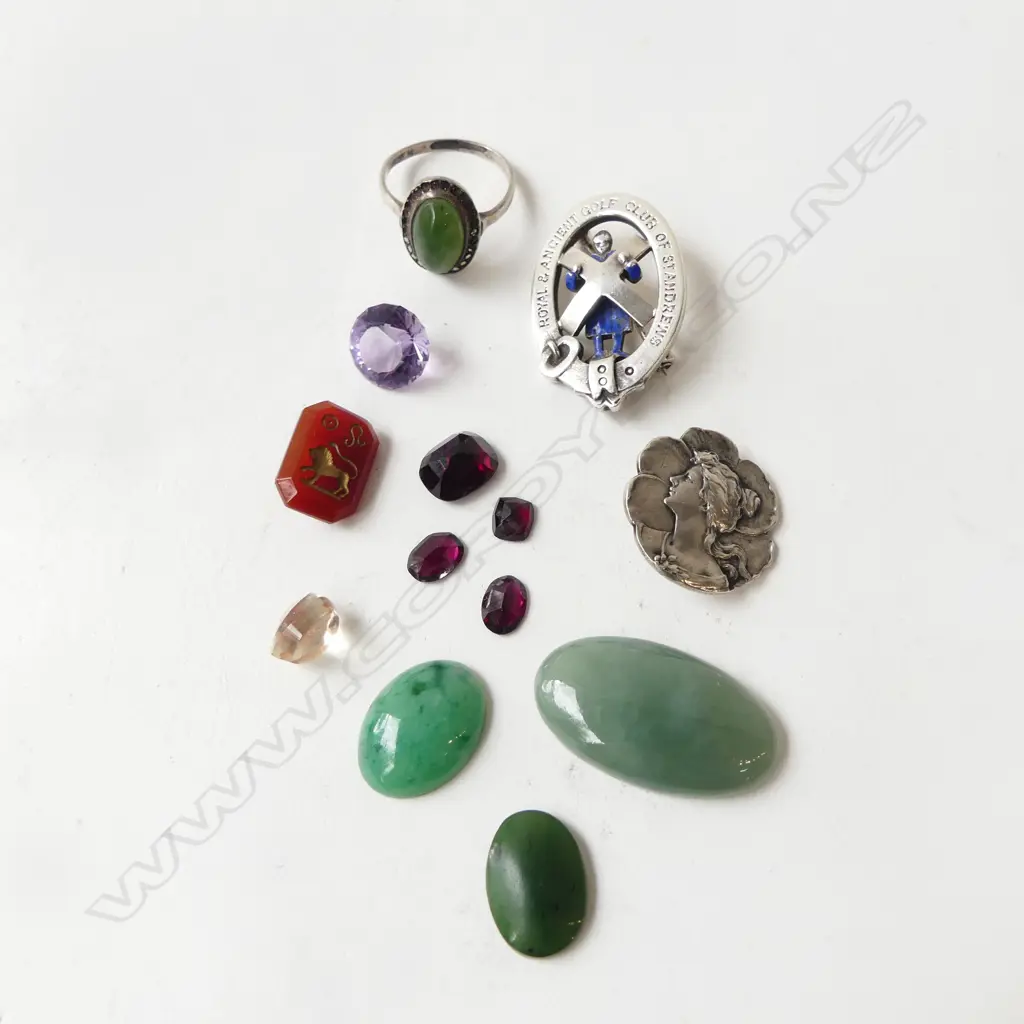 1 SILVER RING 2.4grms, SILVER SCOTS GOLF BADGE, SILVER NOUVEAU BUTTON, ASST STONES Image 1++