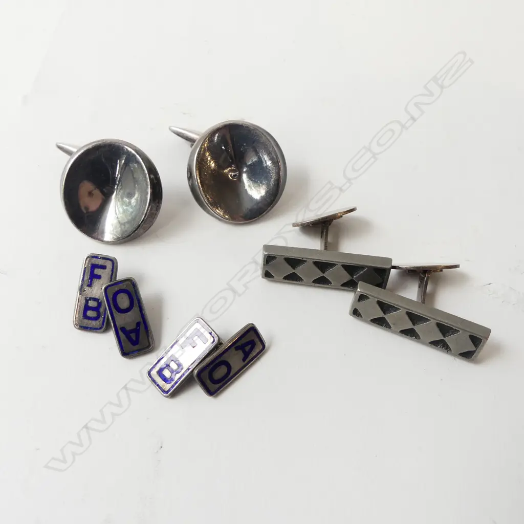 3 PRS VINTAGE SILVER DESIGNER CUFFLINKS Image 1++