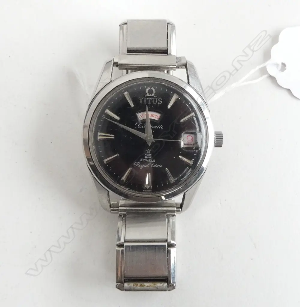 TITUS WRIST WATCH, RUNNING  Image 1++