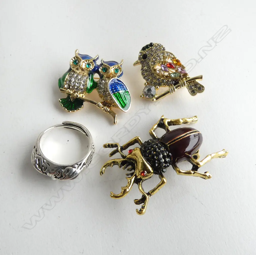 THREE COSTUME BROOCHES & OWL RING, ALL NEW Image 1++