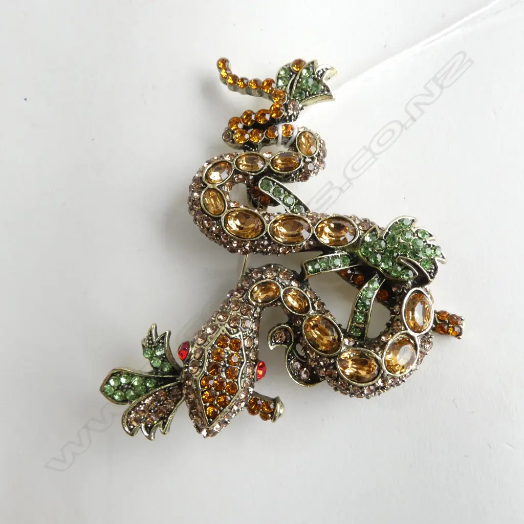 V LG SPARKLY SNAKE BROOCH, NEW Image 1++