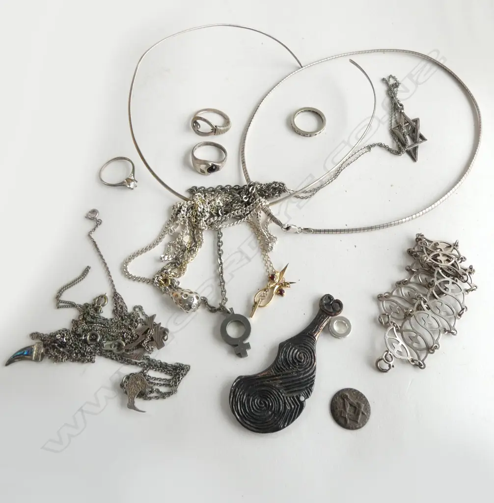 ASSORTED MAINLY SILVER JEWELLERY: NECKLACES + RINGS + BRACELET + bronze Maori club pedant etc. Image 1++