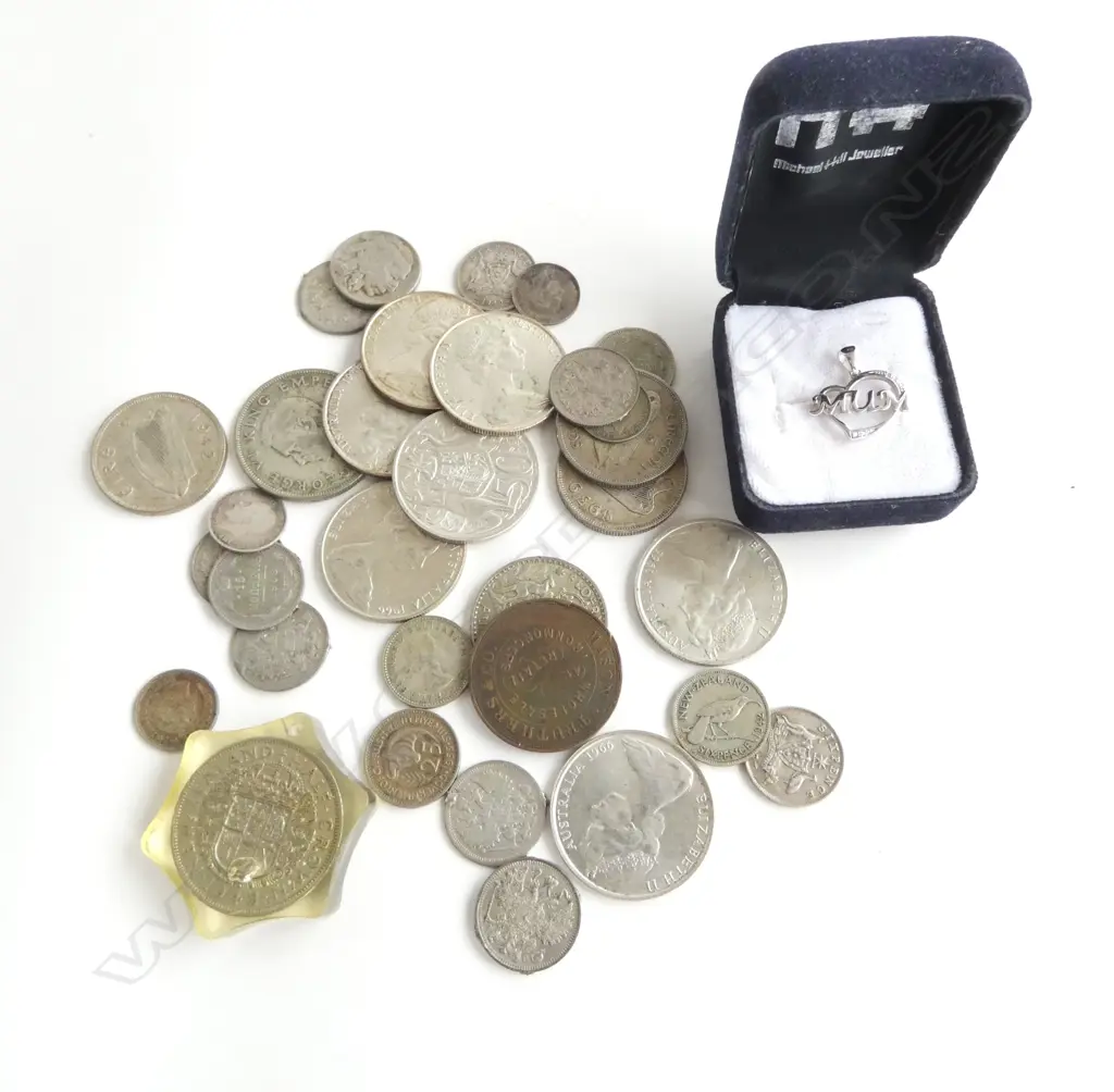 ASST MAINLY NZ COINS: 2 1968 NZ SETS + MASON STRUTHERS & Co NZ TOKEN + NZ + AUSTRALIAN ETC Image 1++
